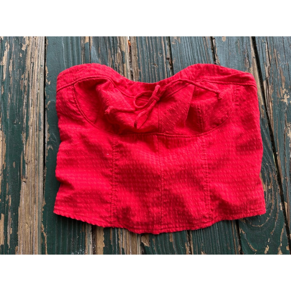 Kirious Los Angeles Red Textured Strapless Smocked Crop Top Medium